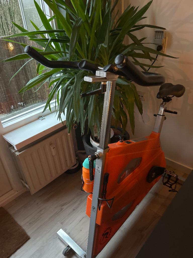 Sportbike hometrainer, Ophalen, Benen, Hometrainer