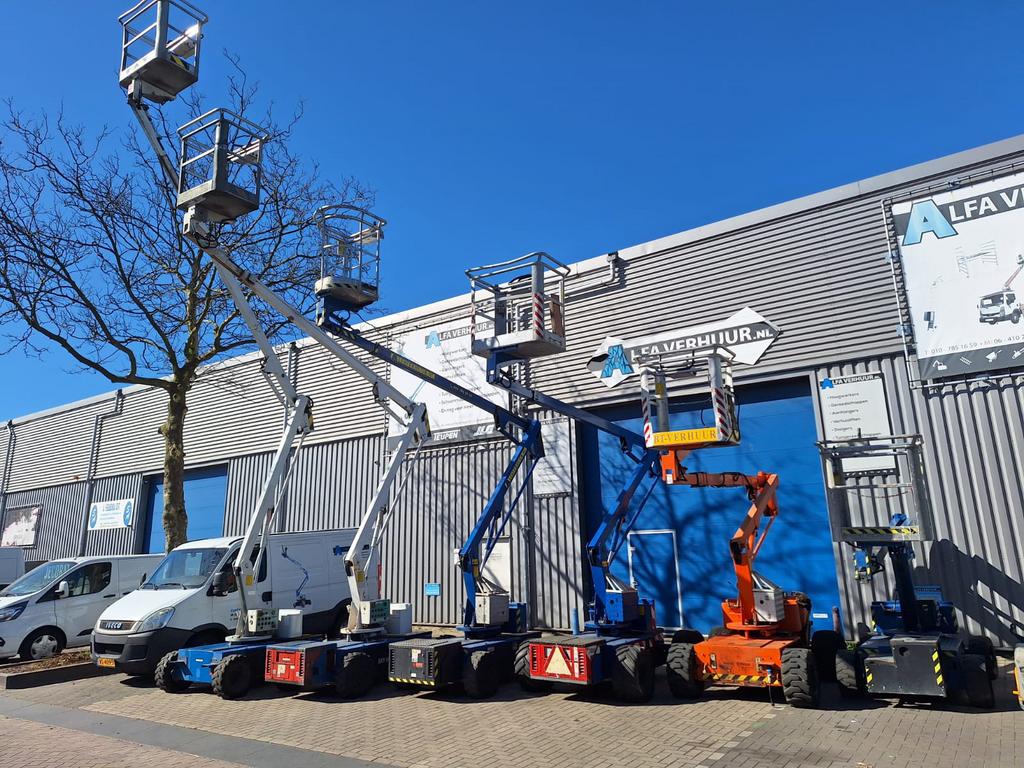 Sky high knik hoogwerker 12 m, Ophalen of Verzenden