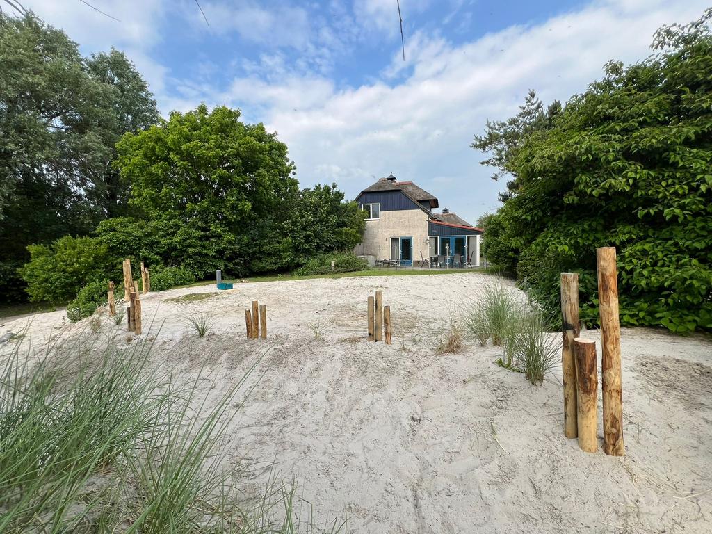 Lastminute Luxe 6p Duinvilla XL Makkum aan Strand vana 5 mei, Vakantie, Vakantiehuizen | Nederland, Open haard, Recreatiepark