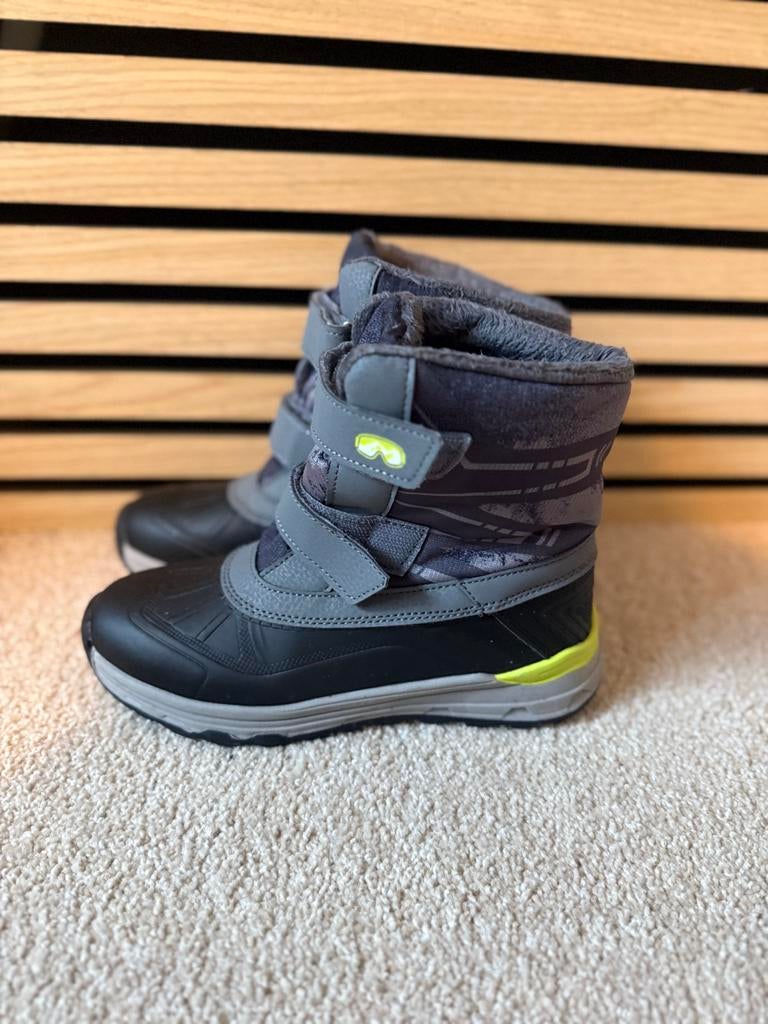 Snowboots maat 35 - zo goed als nieuw!, Ophalen of Verzenden, Zo goed als nieuw, Jongen of Meisje