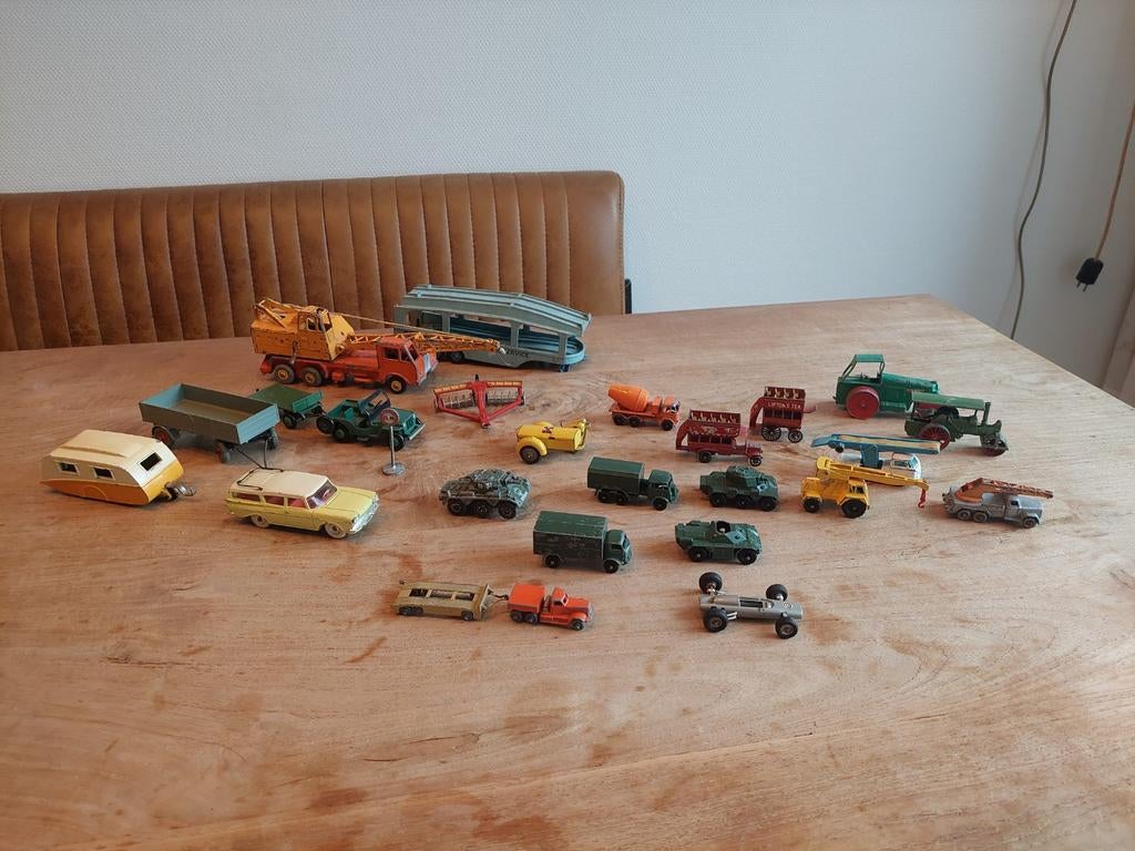 Te koop Dinky Toys en andere voertuigen, Hobby en Vrije tijd, Ophalen of Verzenden, Gebruikt, Auto