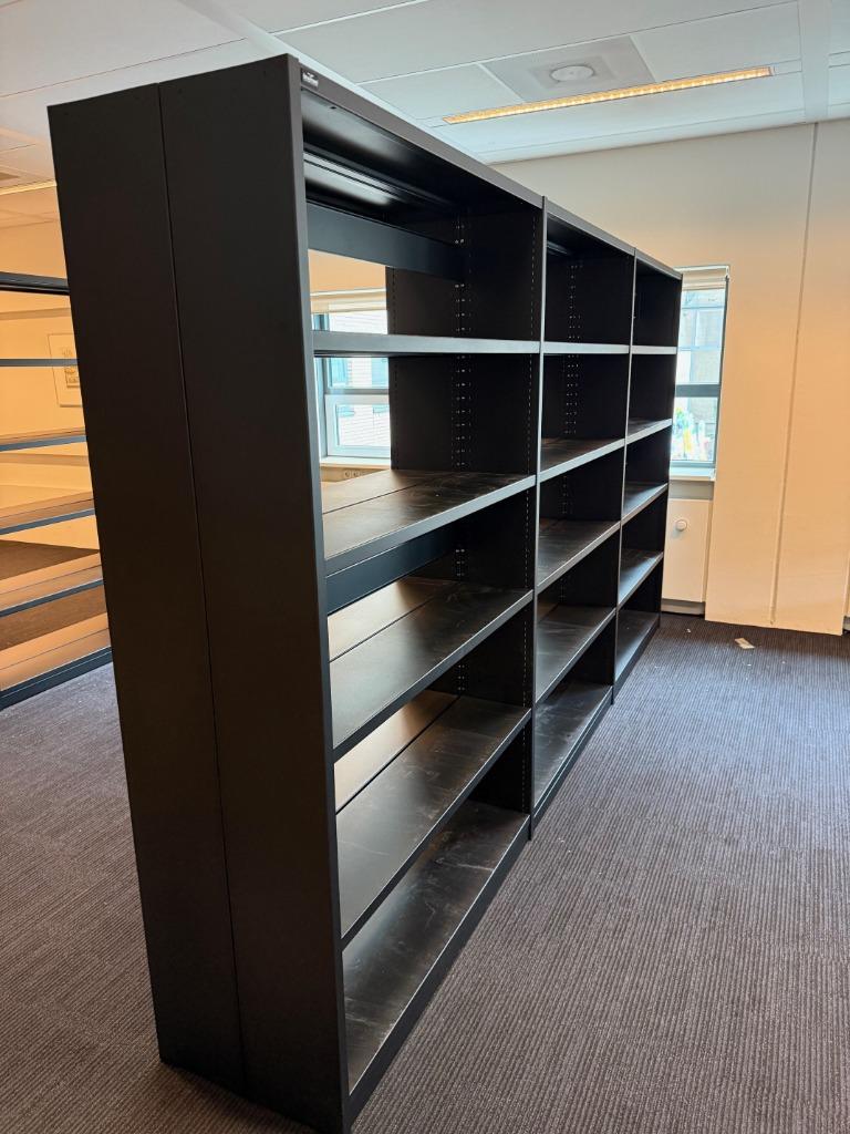 Bruynzeel boekenkast, Gebruikt, Kast, Receptie of Entree, Onbekend