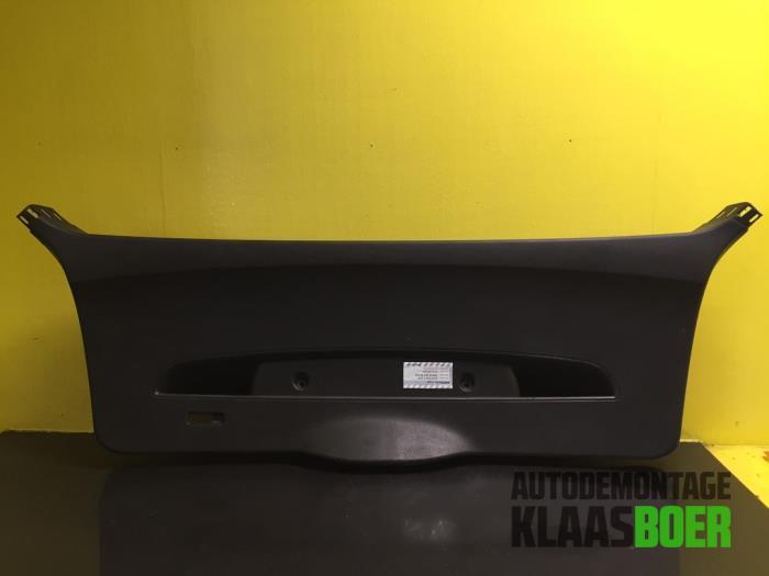 Bekleding Achterklep van een BMW 1-Serie, Ophalen of Verzenden, 12 maanden garantie, Gebruikt, BMW