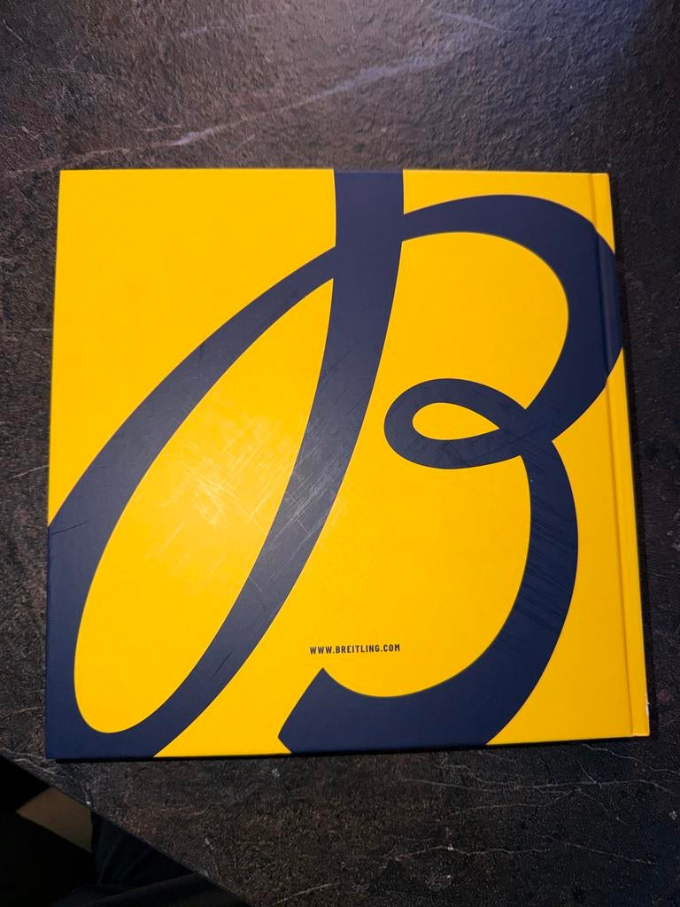 Twee Breitling Chronolog boeken 2024/25 en 2025/26, Ophalen of Verzenden, Gelezen, Catalogus