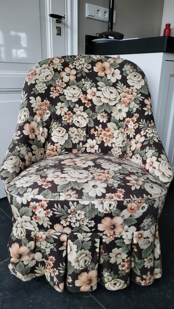 Jaren 70 stoel fauteuil met rok 70 cm breed, 71 cm diep, Huis en Inrichting, Stoelen, Ophalen, Overige kleuren, Zo goed als nieuw