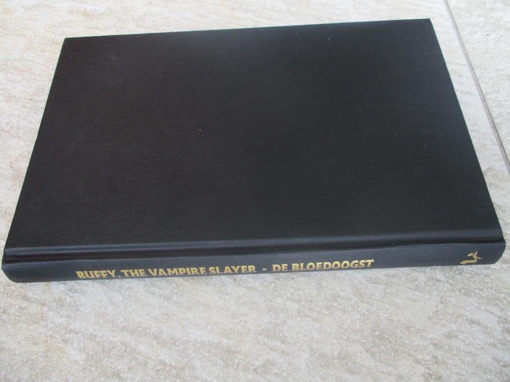 Buffy, the vampire slayer - De Bloedoogst - hardcover boek, Ophalen of Verzenden, Zo goed als nieuw, Richie Tankersley Cusick