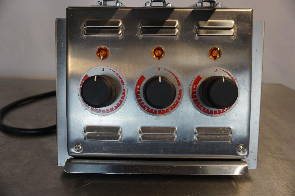 Stilfer tosti ijzer broodrooster tosti apparaat | 3 gleuven, Ophalen of Verzenden, Gebruikt, Uitneembare kruimellade