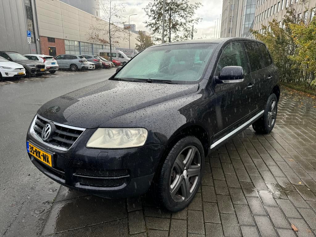 Volkswagen Touareg 3.2 V6 4MOTION AUT 2003 LPG LUCHTVERING, Auto's, Volkswagen, 2207 kg, 3189 cc, Zwart, Leder