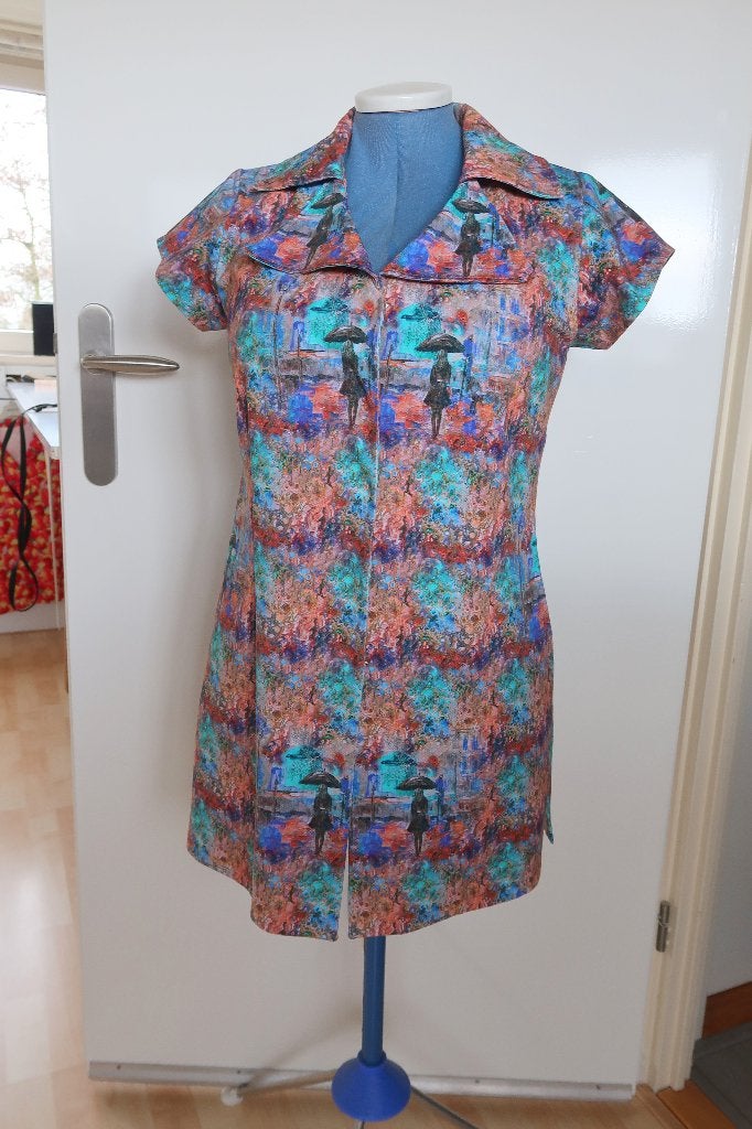 Blouse met aparte kraag., Kleding | Dames, Blouses en Tunieken, Ophalen of Verzenden, Zo goed als nieuw, Maat 38/40 (M), Overige kleuren