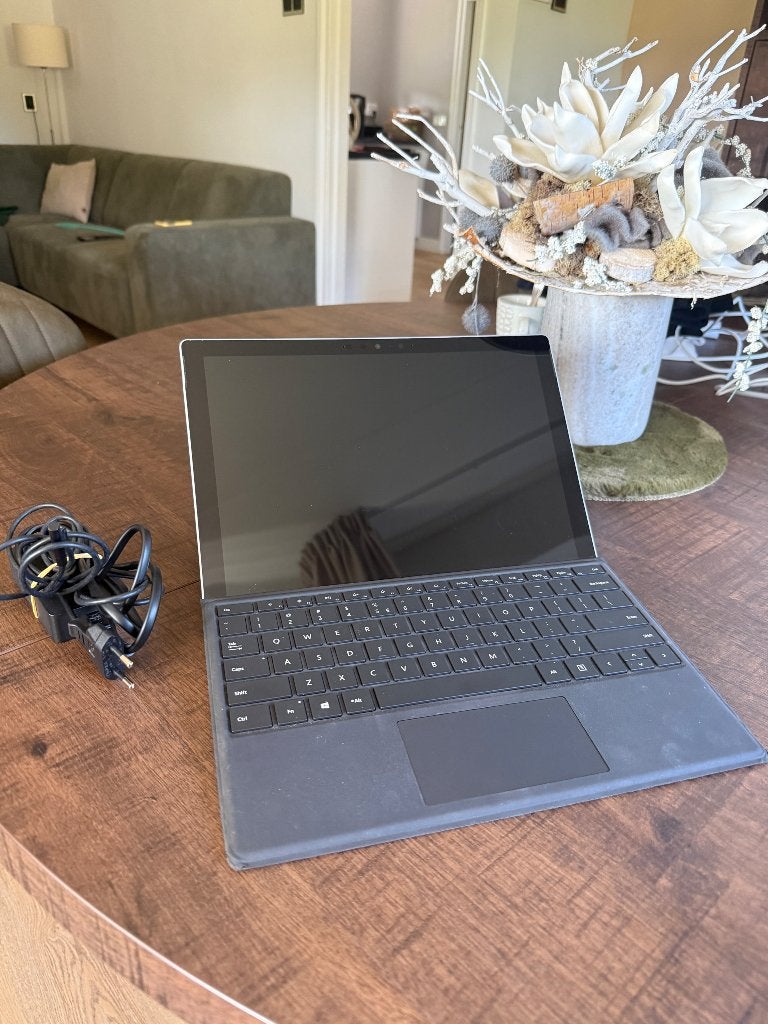Surface Pro 7+ LTE/4G 256GB SSD 8GB Ram Zeer nette staat, Computers en Software, Windows Tablets, Zo goed als nieuw, Wi-Fi en Mobiel internet