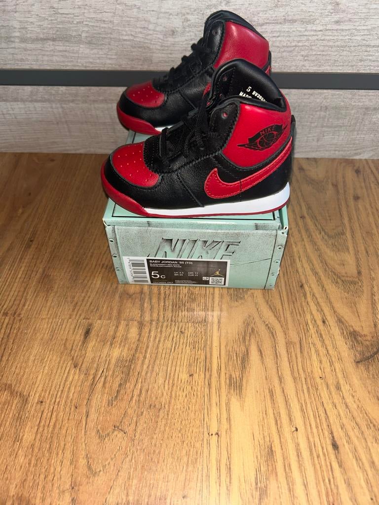 Nike Air Jordan 1 Retro High 85 Bred maat 21 (TD), Schoentjes, Jongetje of Meisje, Nieuw, Ophalen of Verzenden