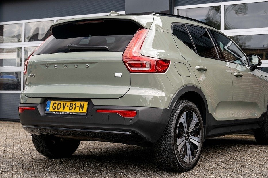 Volvo XC40 1.5 T5 Plug-in hybrid Plus Dark | Panorama | Harm, 1712 kg, Plug-in hybride, Bedrijf, Hybride Elektrisch/Benzine