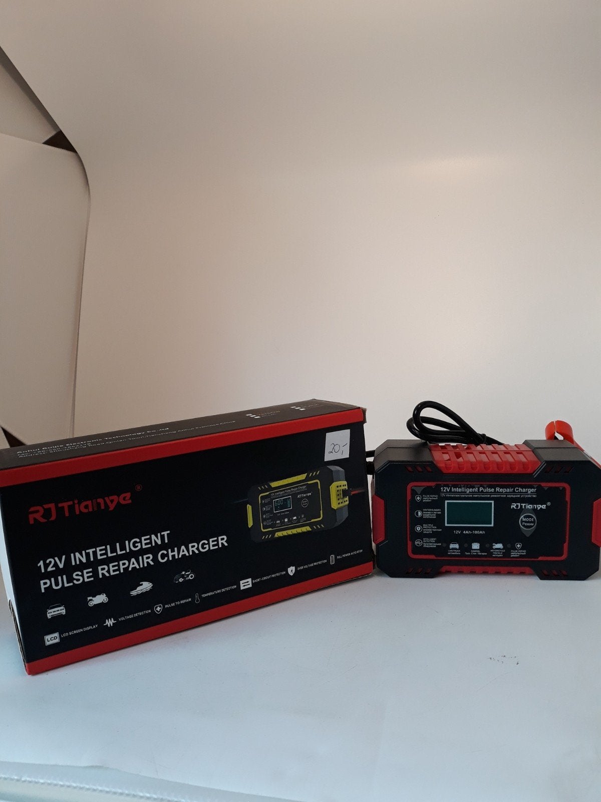 RJ Tianye 12V Intelligente Puls Reparatie Lader, Ophalen of Verzenden, Zo goed als nieuw