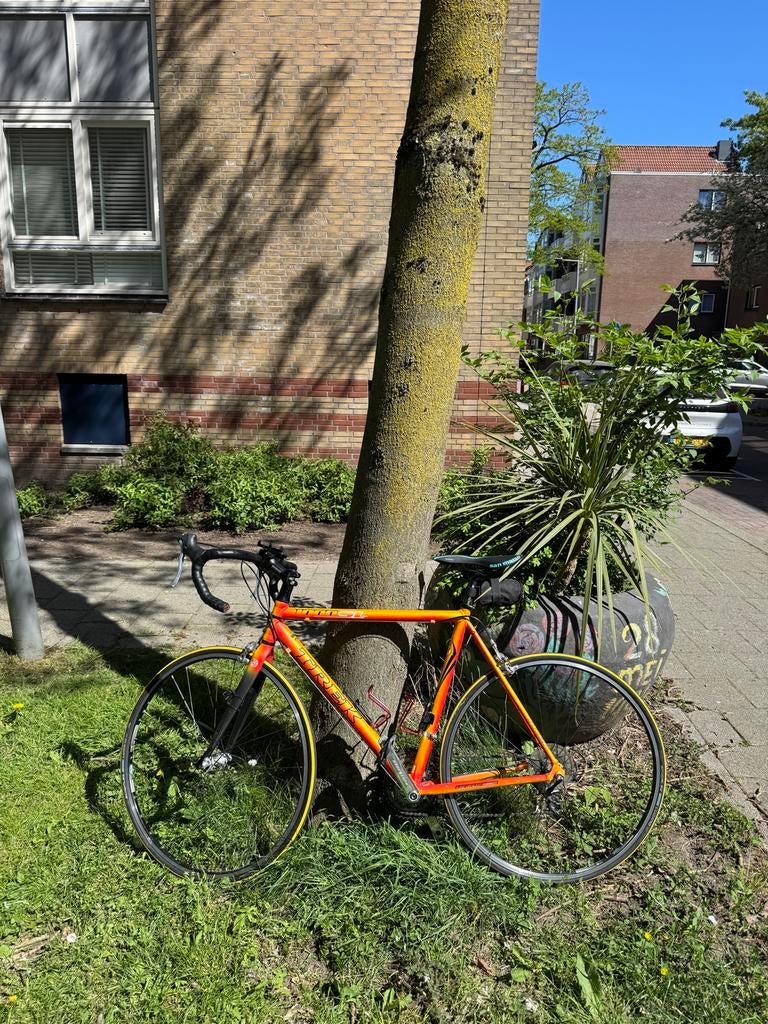 TREK Racefiets - Goede staat, Fietsen en Brommers, Fietsen | Racefietsen, 28 inch, Gebruikt, Velgrem, Aluminium
