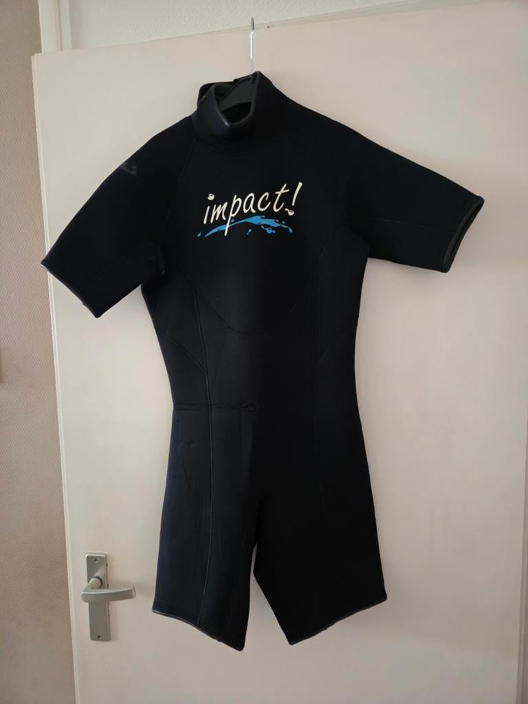 Shorty wetsuit 3mm - Zo goed als nieuw, Watersport en Boten, Wetsuit, Impact!, Ophalen of Verzenden, Zo goed als nieuw