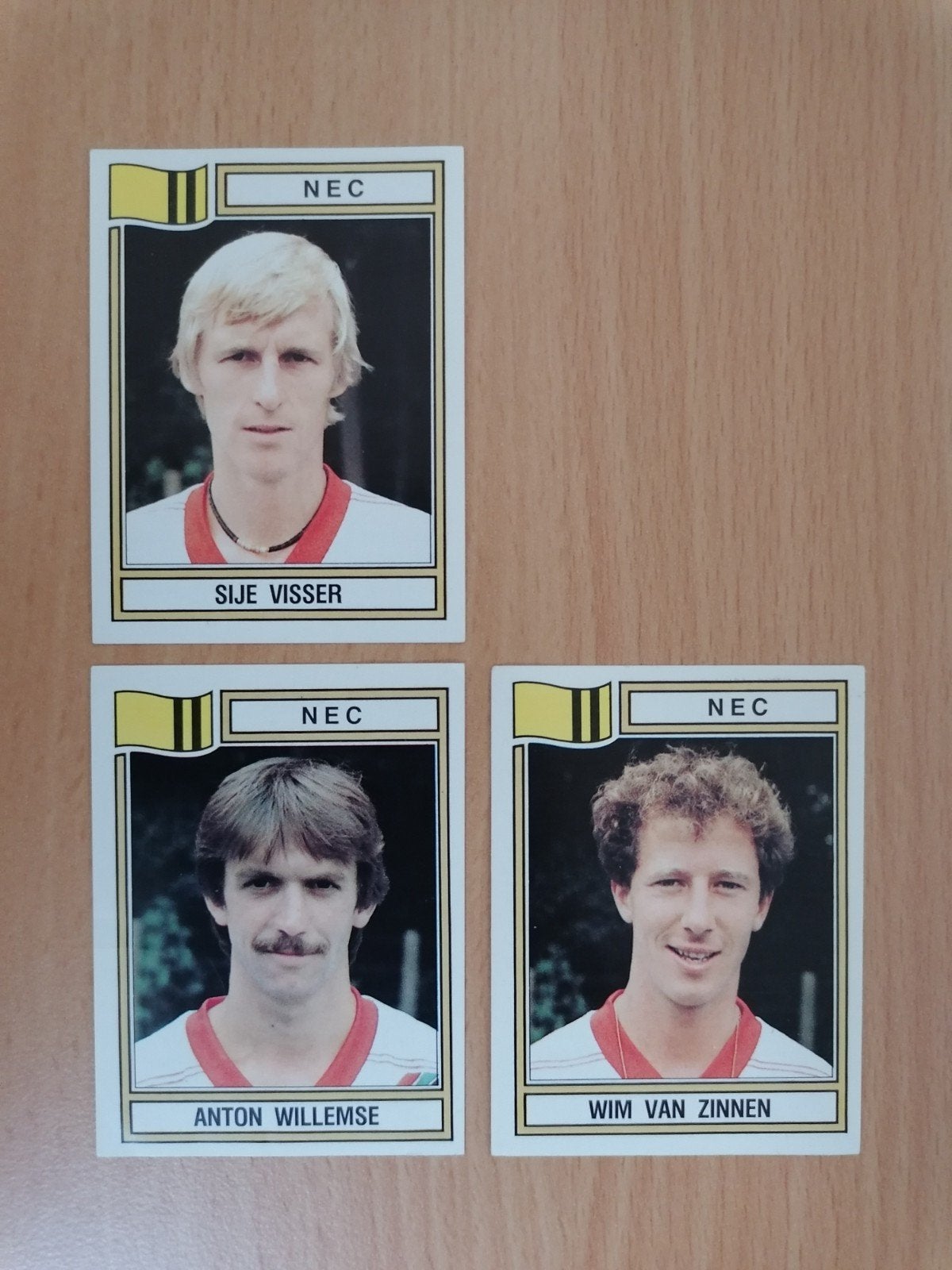 Panini Voetbal 83 NEC 3x., Ophalen of Verzenden, Zo goed als nieuw, Sticker