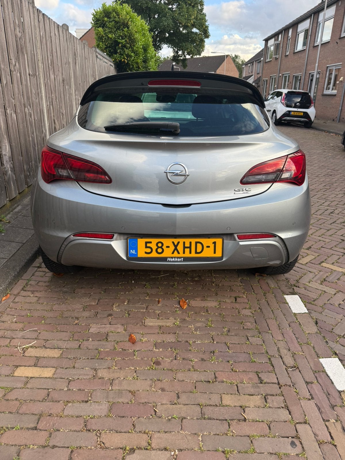 Opel Astra 1.4 Turbo 88KW GTC 2012 Grijs, Auto's, Opel, Particulier, Astra, Benzine, A, Hatchback, Handgeschakeld, Origineel Nederlands