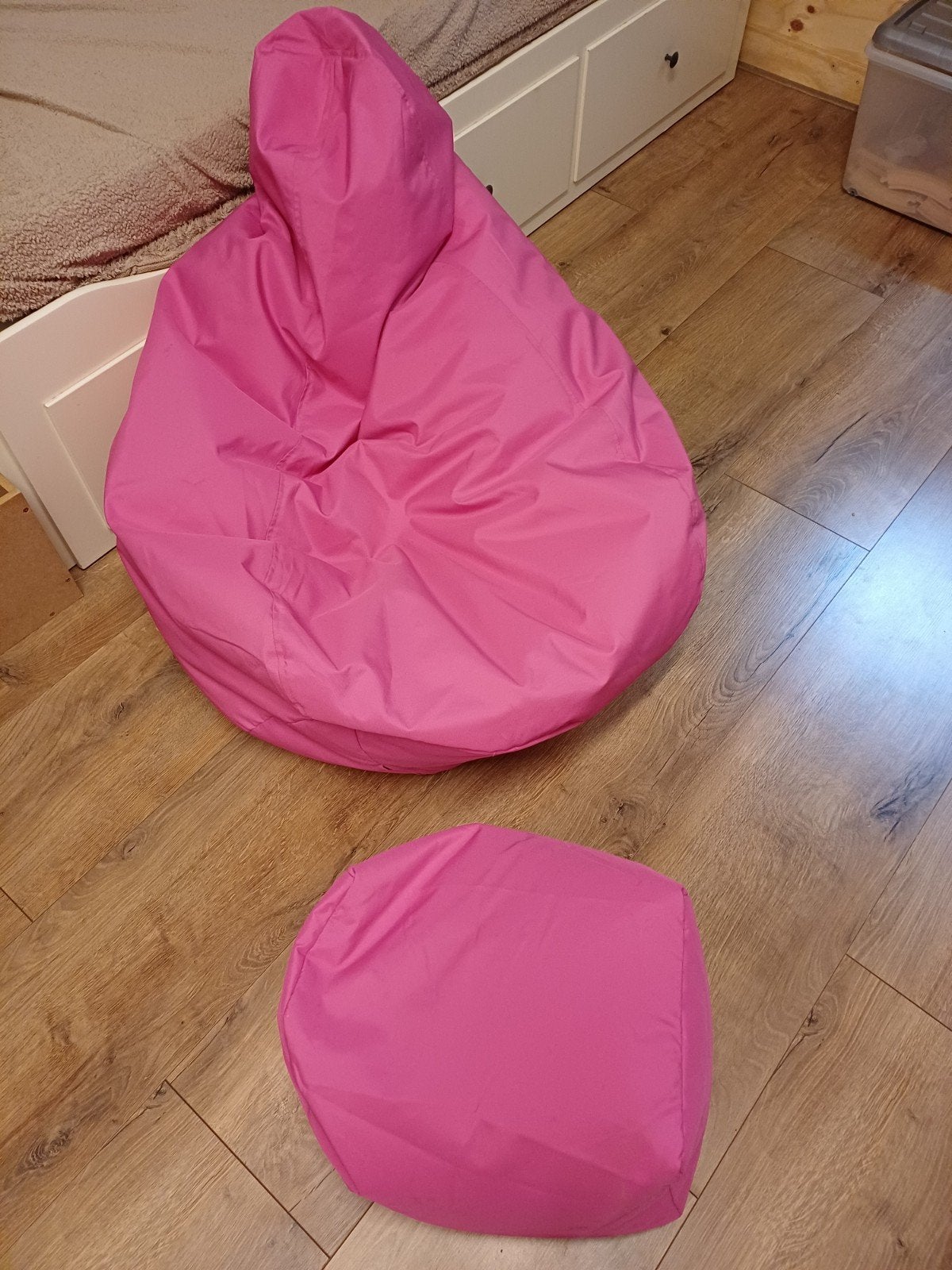 Roze zitzak met voetenbankje, Huis en Inrichting, Ophalen, Roze