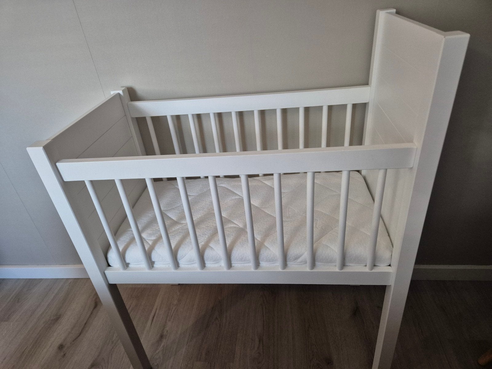 Wieg met matras, Ophalen, Zo goed als nieuw, Wieg