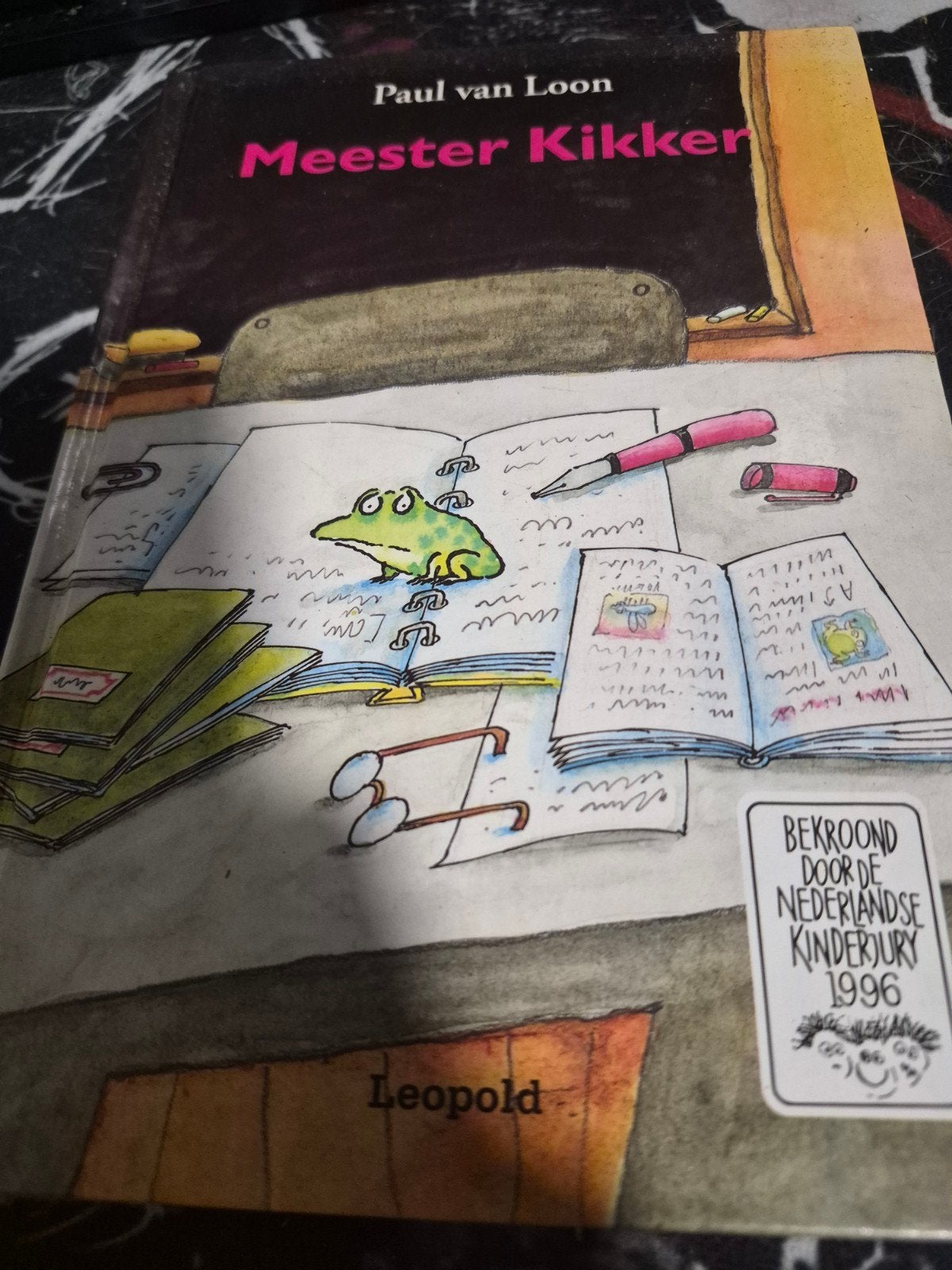 Meester Kikker - Paul van Loon (Kinderjury 1996), Ophalen of Verzenden, Zo goed als nieuw, Paul van Loon, Fictie algemeen