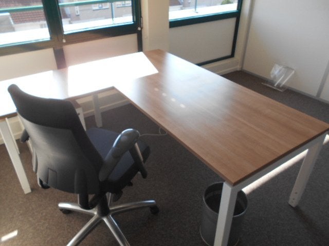 Hoekbureaus 180 x 160 in hoogte verstelbaar ., Ophalen, In hoogte verstelbaar, 180 cm, Spaanplaat of MDF