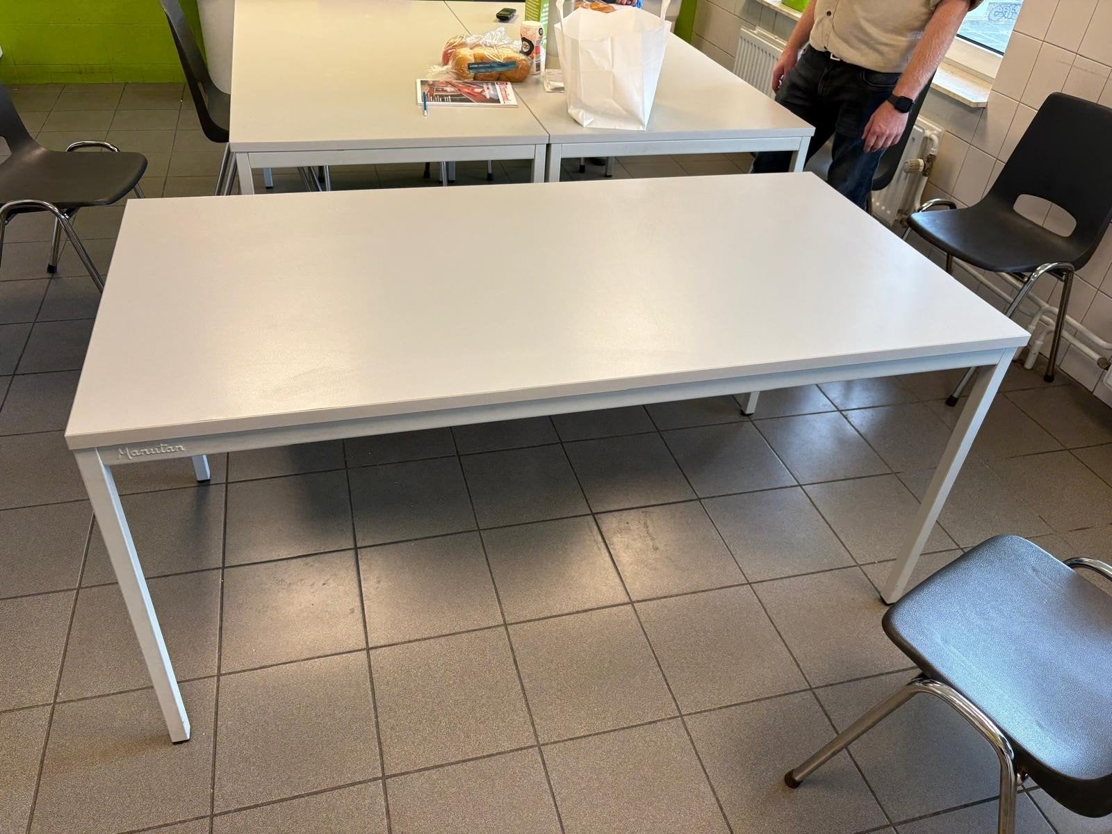 (bureau)tafel met stoelen - Ideaal voor kantoor/kantine, Huis en Inrichting, 100 tot 150 cm, Modern, Functioneel, 200 cm of meer