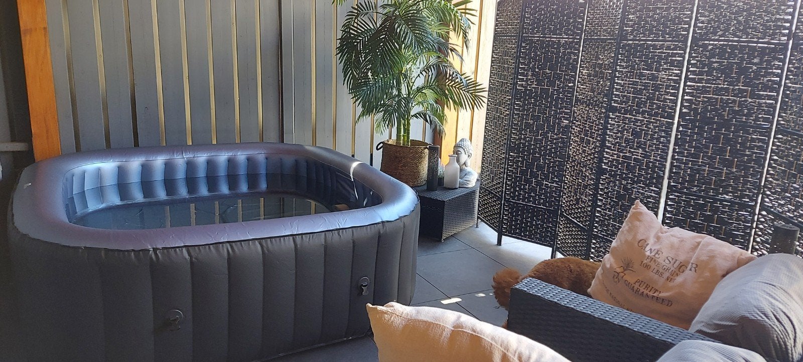 opblaasbare jacuzzi met bubbel massage MSPA  6 pers, Tuin en Terras, Ophalen, Opblaasbaar, Zo goed als nieuw, Afdekzeil