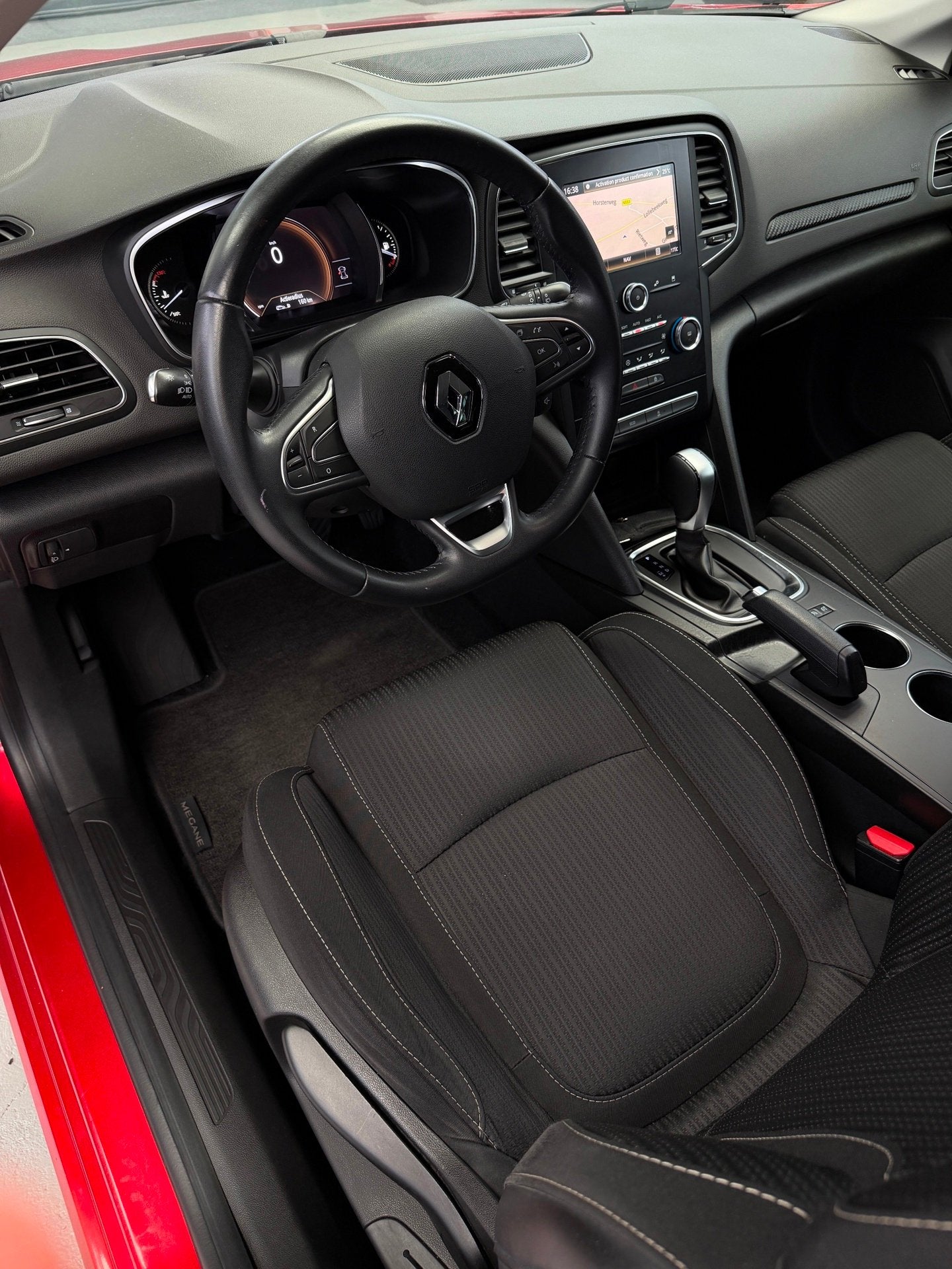 Renault Mégane Estate 1.2 TCe Limited CarPlay Camera, Auto's, Stof, Gebruikt, 4 cilinders, 132 pk