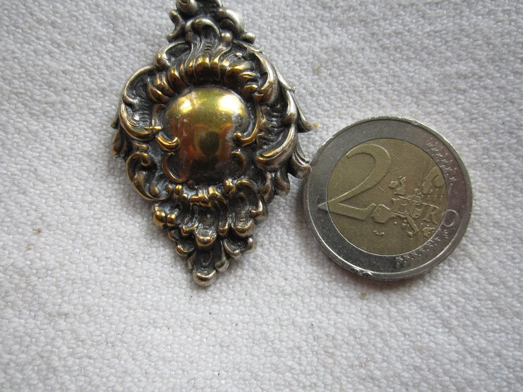 30.   Aparte oude broche, Ophalen, Overige materialen, Broche