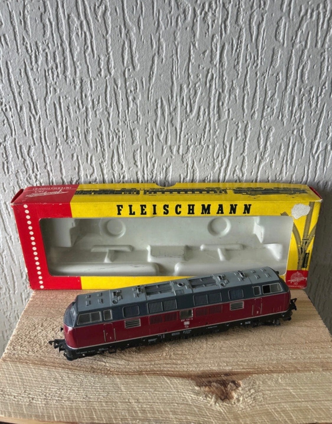 Fleischmann Locomotief DB 221 131-6 - Gebruikt, Hobby en Vrije tijd, Gebruikt, Verzenden, Fleischmann, Analoog
