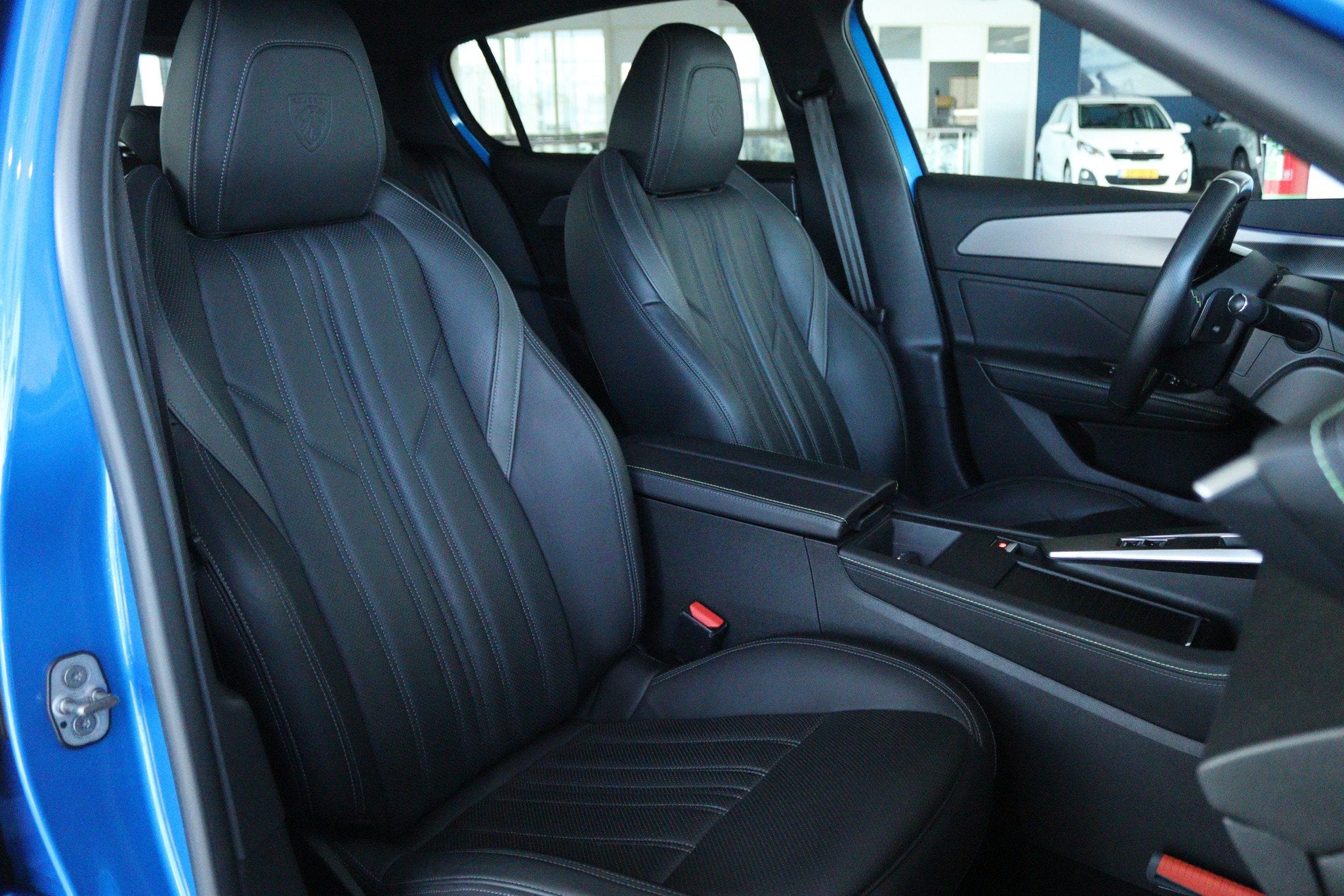 Peugeot 308 1.6 HYbrid 225 GT Pack Business, 12 maanden, Automatische klimaatregeling, 4 cilinders, Blauw