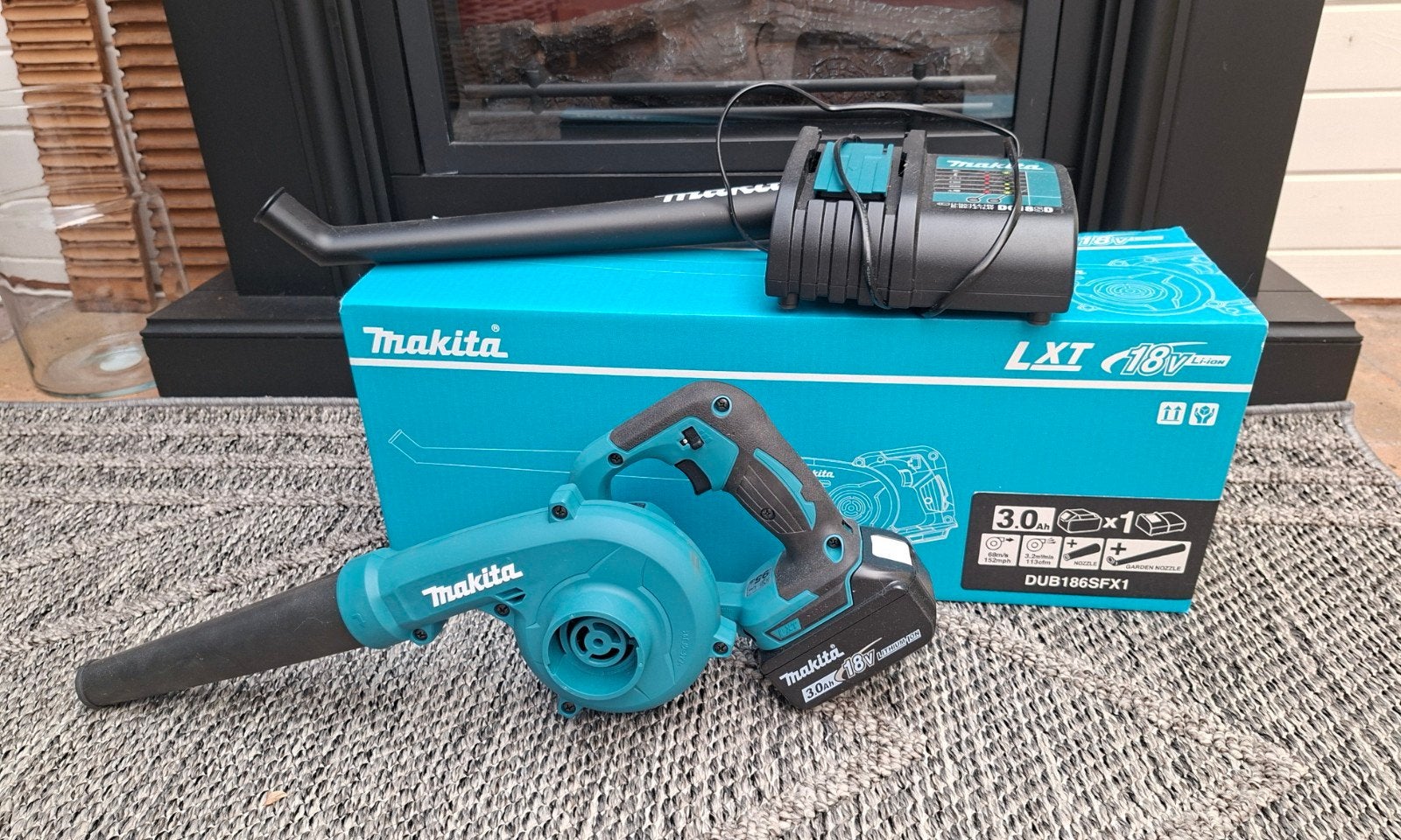 Makita DUB186SFX1 Accu blazer 18V 3.0Ah - Zo goed als nieuw, Ophalen of Verzenden, Zo goed als nieuw, Makita, Accu