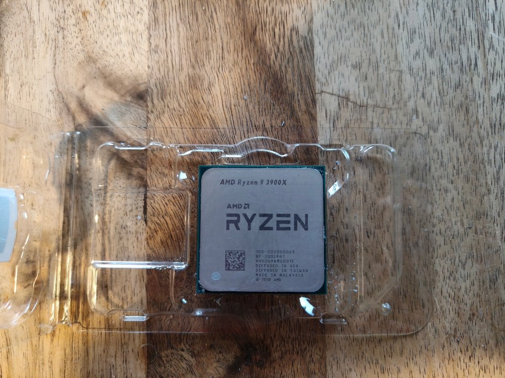 AMD Ryzen 9 3900X Boxed, Computers en Software, Processors, Ophalen of Verzenden, Zo goed als nieuw, AMD Ryzen 9, Socket AM4