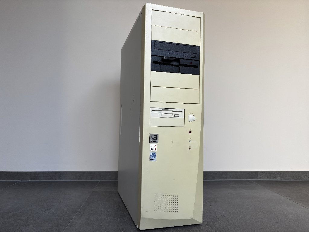 Retro Pentium III 450 PC – 2x 3dfx Voodoo2 12MB SLI, Ophalen