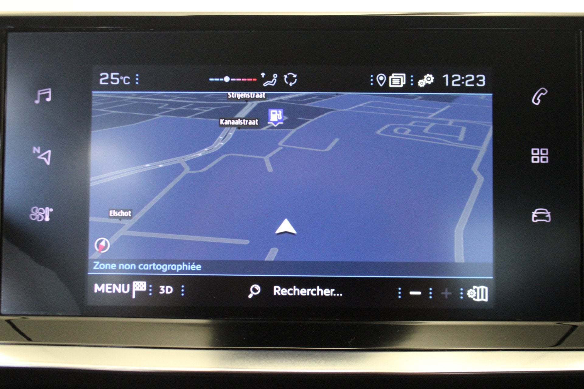 Peugeot 208 1.2 PureTech Active Pack |Navi| (bj 2022), Auto's, Peugeot, Gebruikt, Parkeersensor, 19 km/l, 3 cilinders