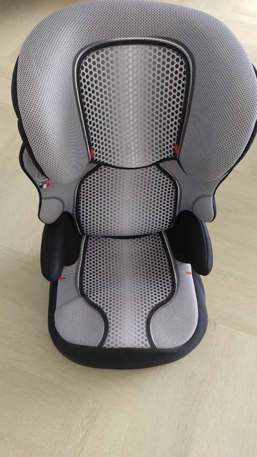 autostoeltje/zitverhoger, Kinderen en Baby's, Autostoeltjes, Autogordel, 15 t/m 36 kg, Afneembare rugleuning, Zo goed als nieuw