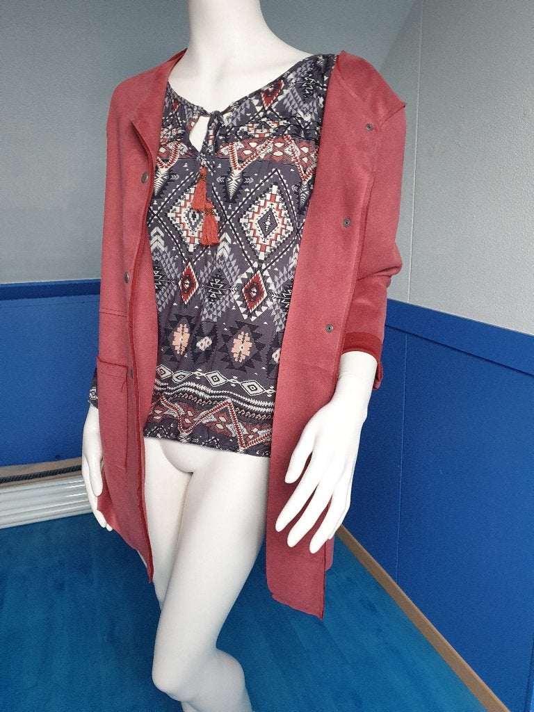 jasje kleur steenrood suede look, blouse antraciet zgan, Kleding | Dames, Maat 38/40 (M), Ophalen of Verzenden, Zo goed als nieuw