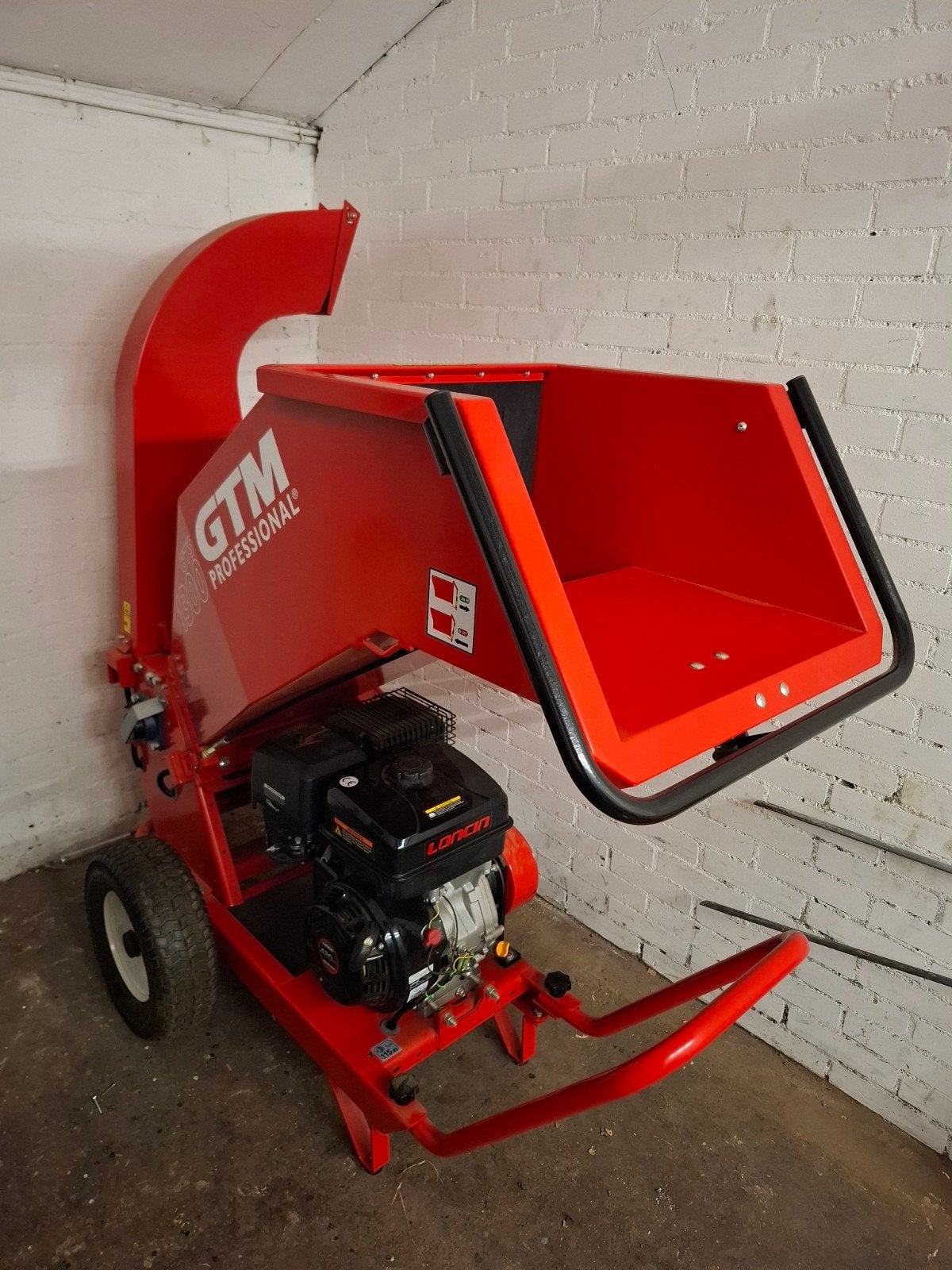 GTM GTS 1300 Professional Houtversnipperaar met Loncin motor, Tuin en Terras, Ophalen of Verzenden, Zo goed als nieuw, Benzine