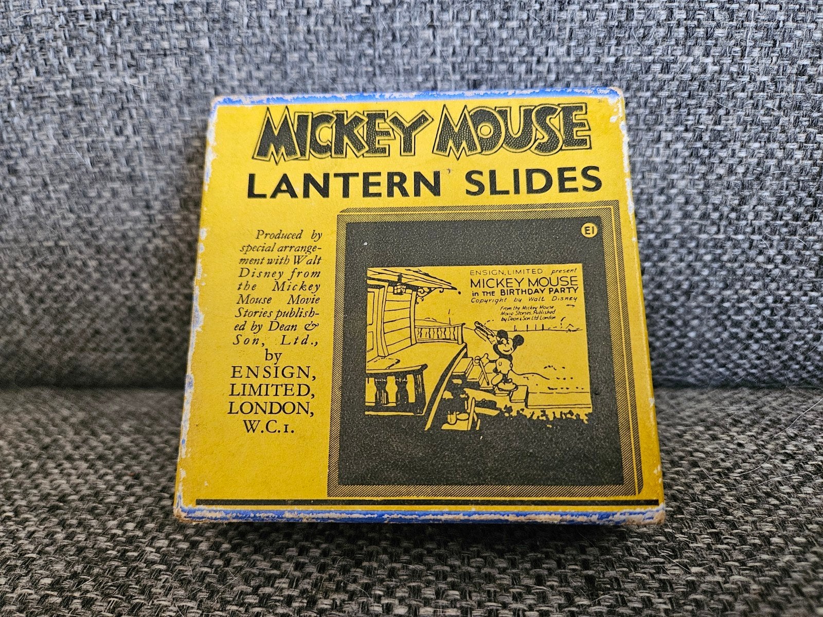 Mickey Mouse Lantern Slides - The Birthday Party, Ophalen of Verzenden, Mickey Mouse, Gebruikt, Plaatje of Poster