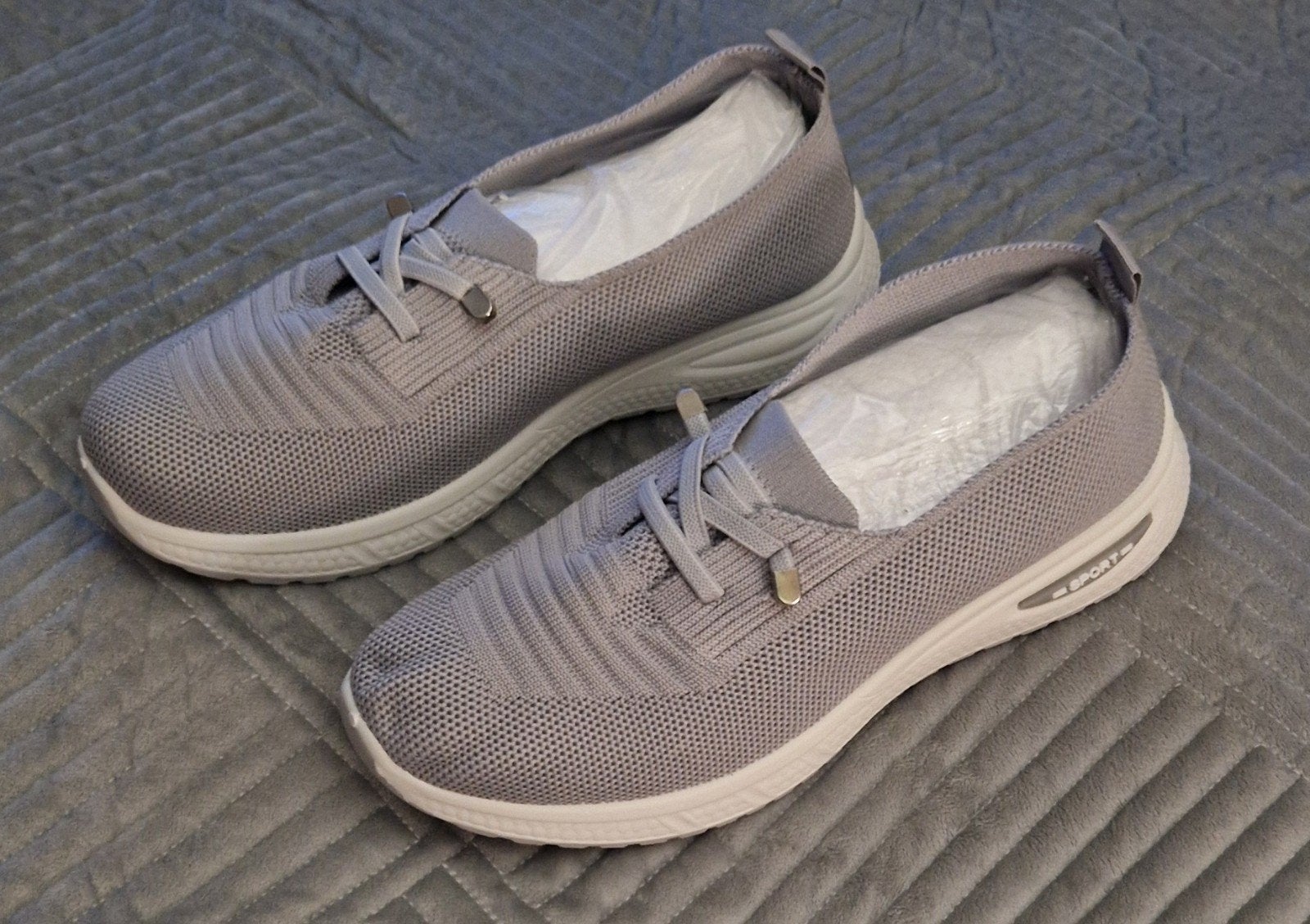 Comfortabele grijze instappers - Maat 39, Kleding | Dames, Schoenen, Verzenden, Nieuw, Grijs, Instappers