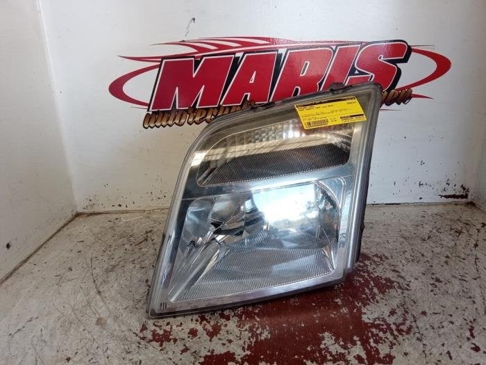 Koplamp links van een Ford Transit Connect, Gebruikt, -, -, Ophalen of Verzenden