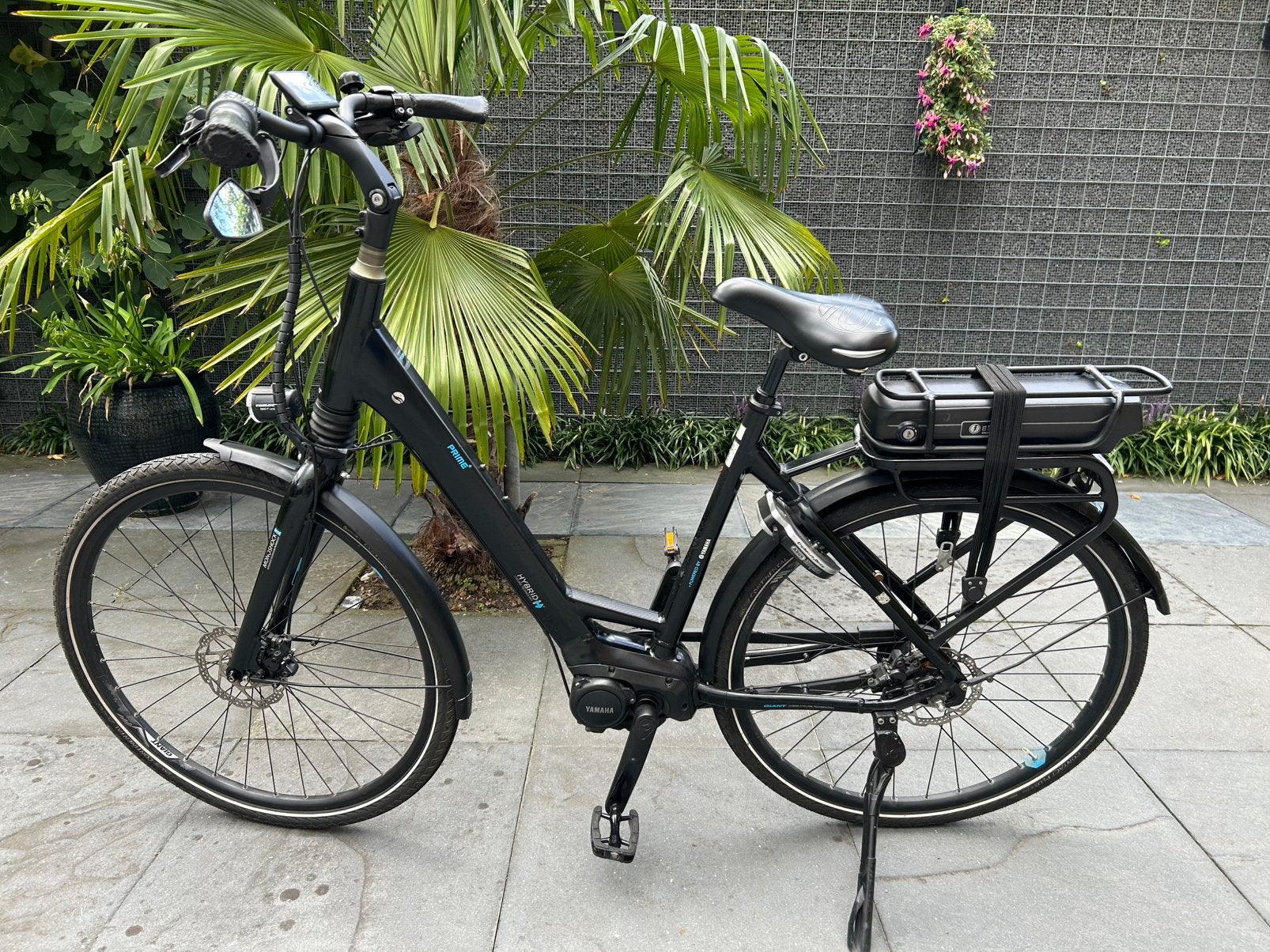 Giant prime +, Fietsen en Brommers, Elektrische fietsen, Zo goed als nieuw, 50 km per accu of meer, 55 tot 59 cm, Giant