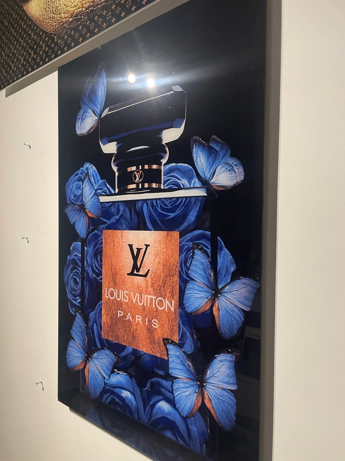 Louis Vuitton Parfumfles Schilderij 90x60 plexiglas, Schilderij, Ophalen of Verzenden, Zo goed als nieuw, Glas