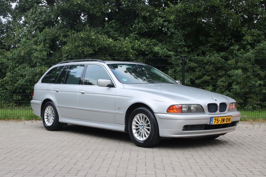 BMW E39 520i Touring 2002 (Verkocht!!!), Auto's, BMW, Bedrijf, 5-Serie, ABS, Airbags, Airconditioning, Boordcomputer, Centrale vergrendeling