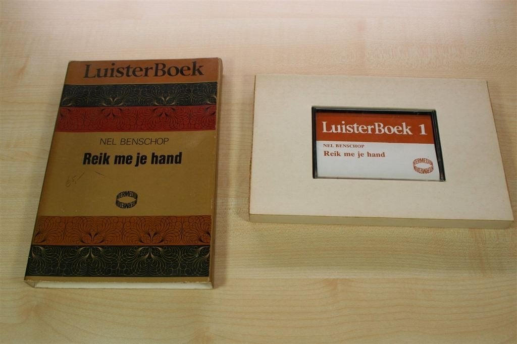 Reik Me Je Hand — Nel Benschop — Luisterboek Op Cassette, Ophalen of Verzenden