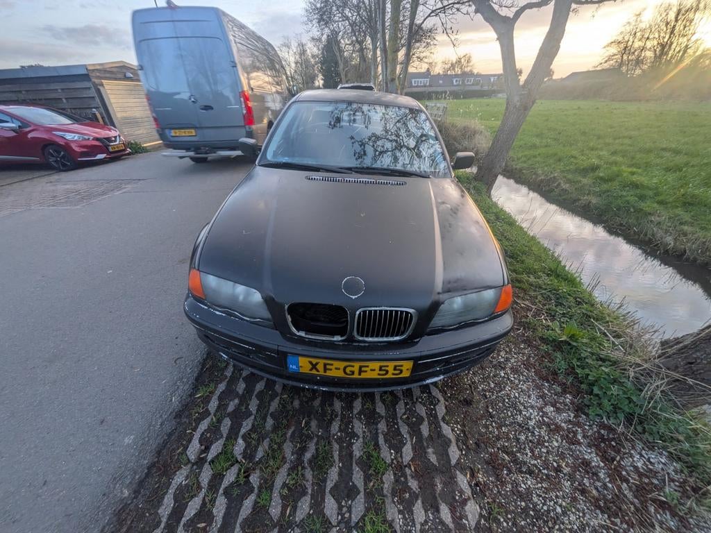 BMW 320i onderdelen / opknapper - E46, Ophalen of Verzenden, Gebruikt, BMW
