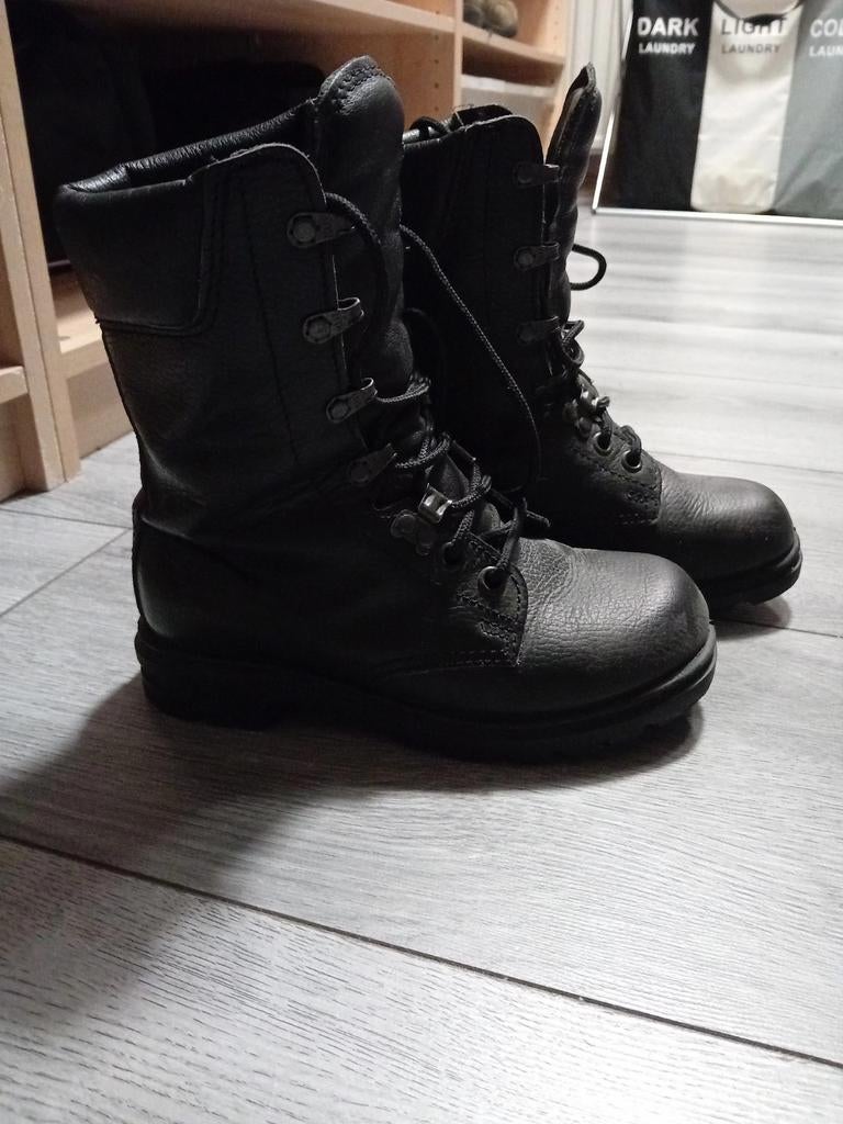 Te Koop wegens na 1x niet meer dragen, Kleding | Dames, Schoenen, Ophalen