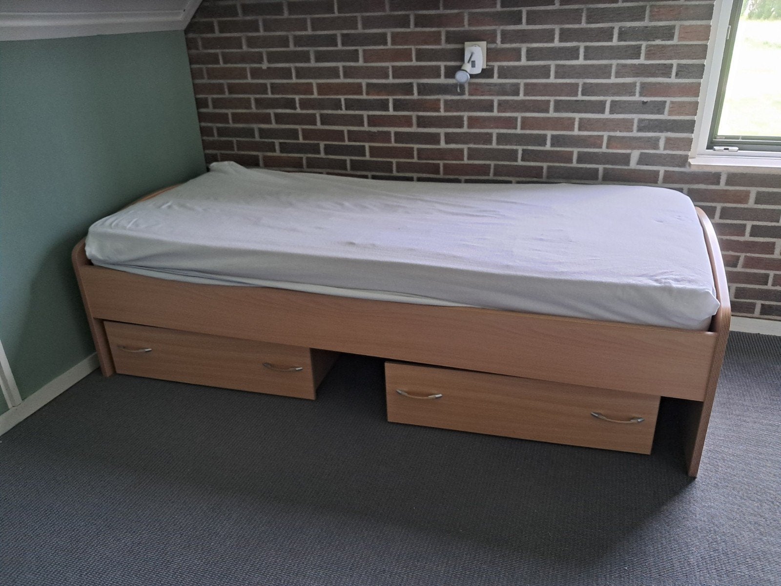 1-persoonsbed 90x200 met 2 lades, lattenbodem en matras, Kinderen en Baby's, Kinderkamer | Bedden, 85 tot 100 cm, Gebruikt, 180 cm of meer