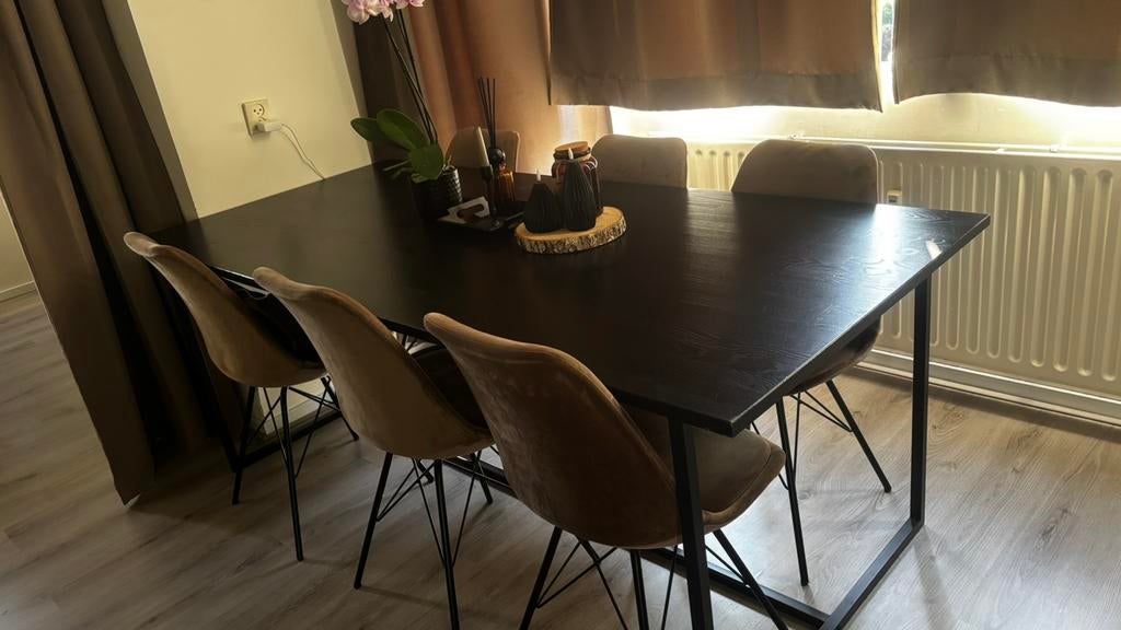Zwarte houten Eiken tafel, Ophalen, 200 cm of meer, 50 tot 100 cm, Zo goed als nieuw