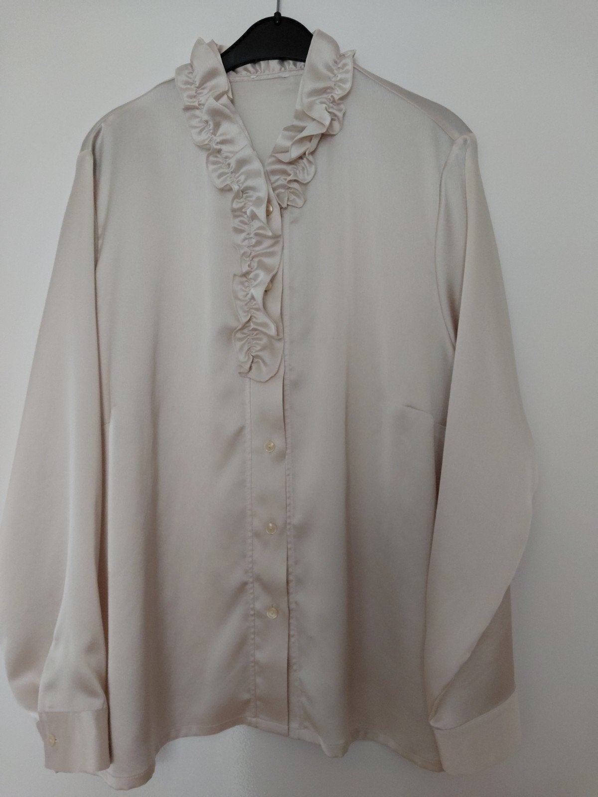 Nieuwe mooie blouse maat 50 beige, Ophalen of Verzenden, Nieuw, Maat 46/48 (XL) of groter, Beige
